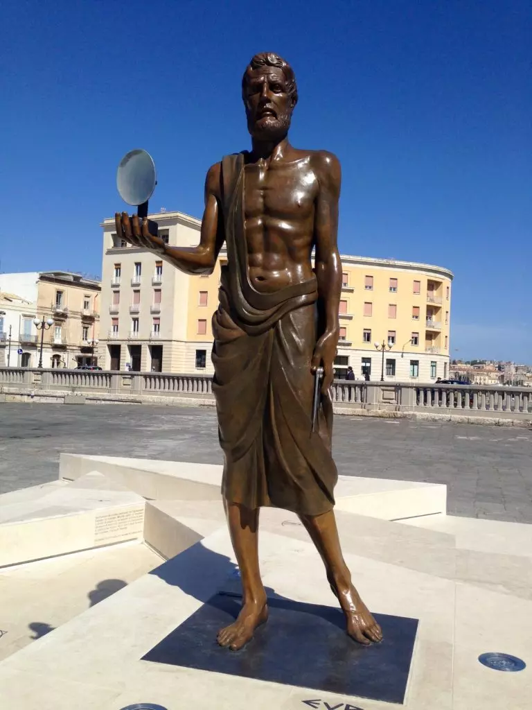 statua ponte umbertino