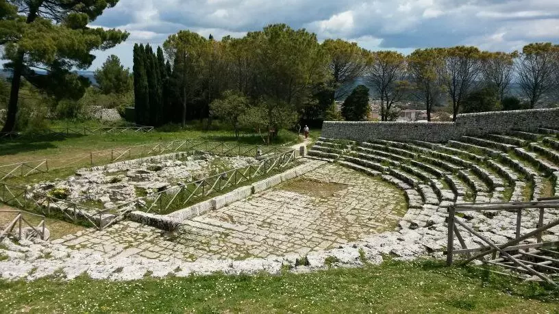 visita guidata teatro greco akrai